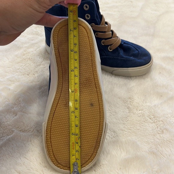 💖 Old Navy Denim High Tops - Picture 5 of 5